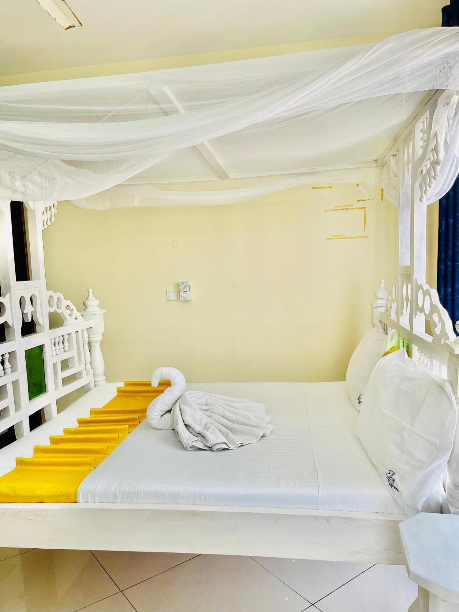 Bed and Breakfast Elna Ridge Mombasa Exterior foto