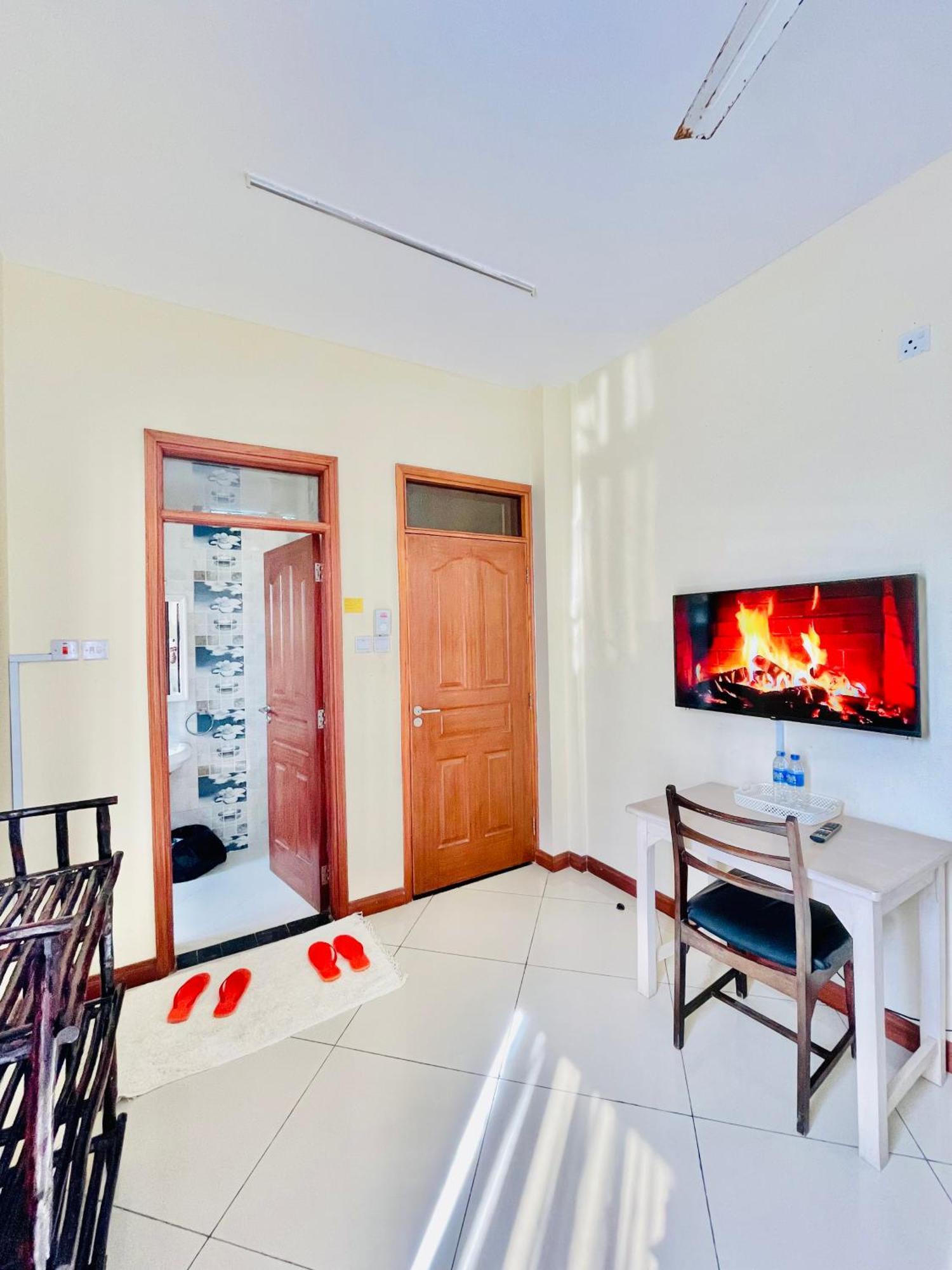 Bed and Breakfast Elna Ridge Mombasa Exterior foto