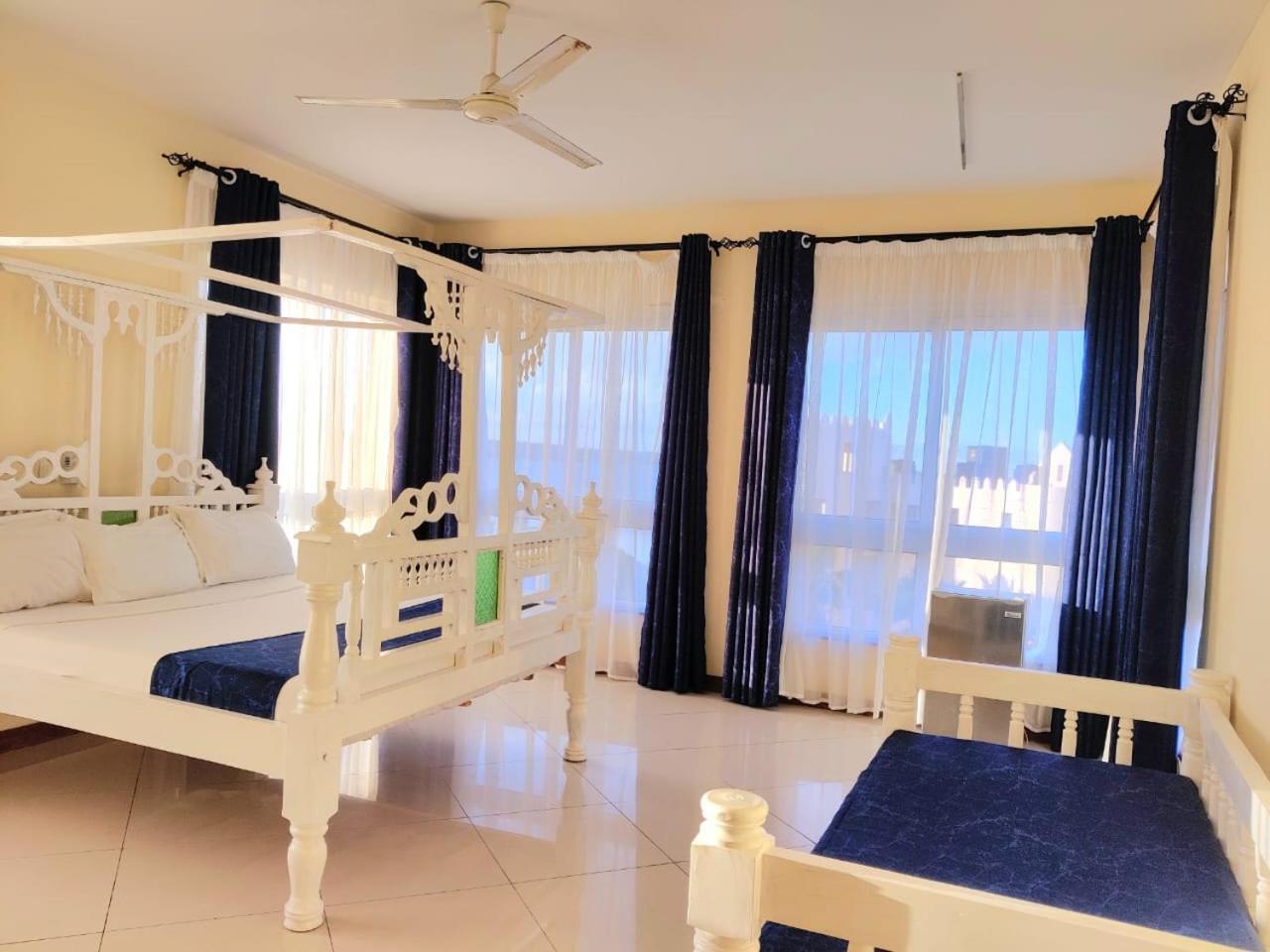 Bed and Breakfast Elna Ridge Mombasa Exterior foto